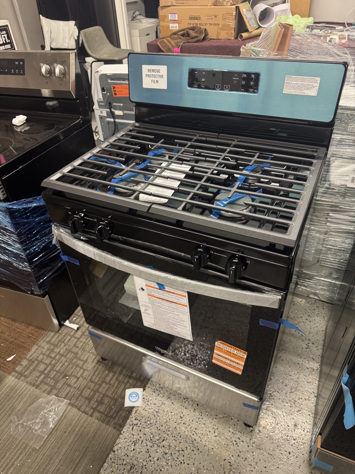 NEW Whirlpool Stainless Gas Range