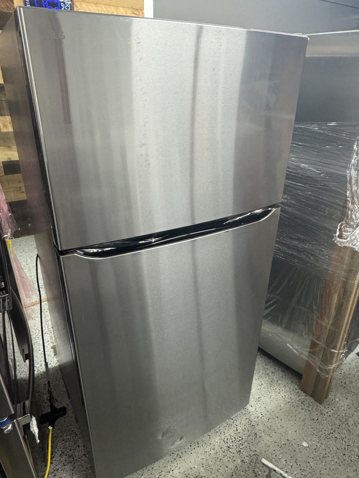 NEW LG Top Freezer Refrigerator